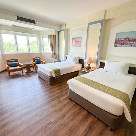 Siamgrand Hotel Udon Thani Ngoại thất bức ảnh